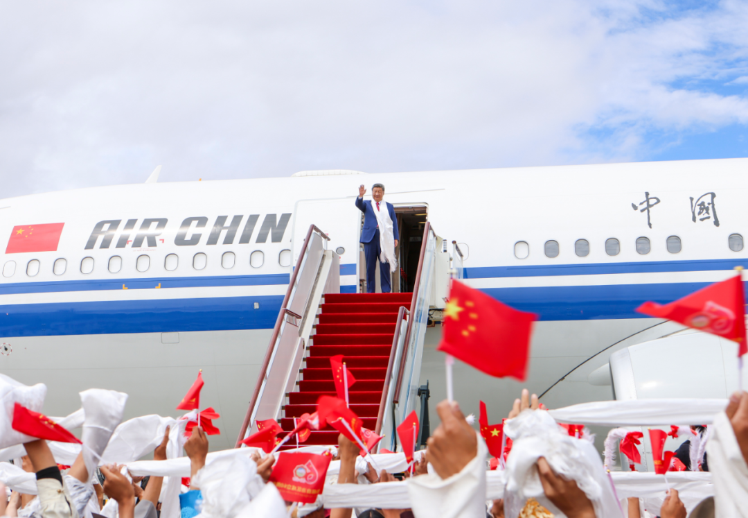 习近平总书记率中央代表团出席西藏自治区成立六十周年庆祝活动纪实‍‍