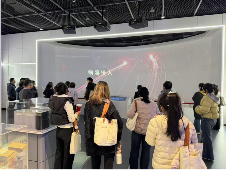 郑州市“网络辟谣+防诈护航” 双发力！筑牢清朗网络防线