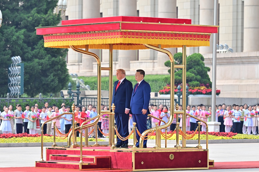 习近平同美国总统特朗普会谈