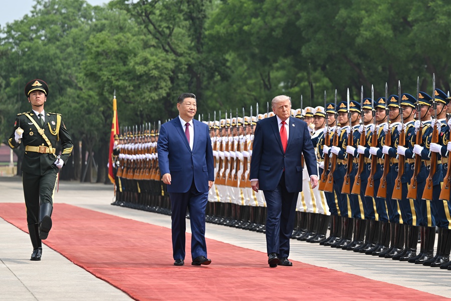 习近平同美国总统特朗普会谈