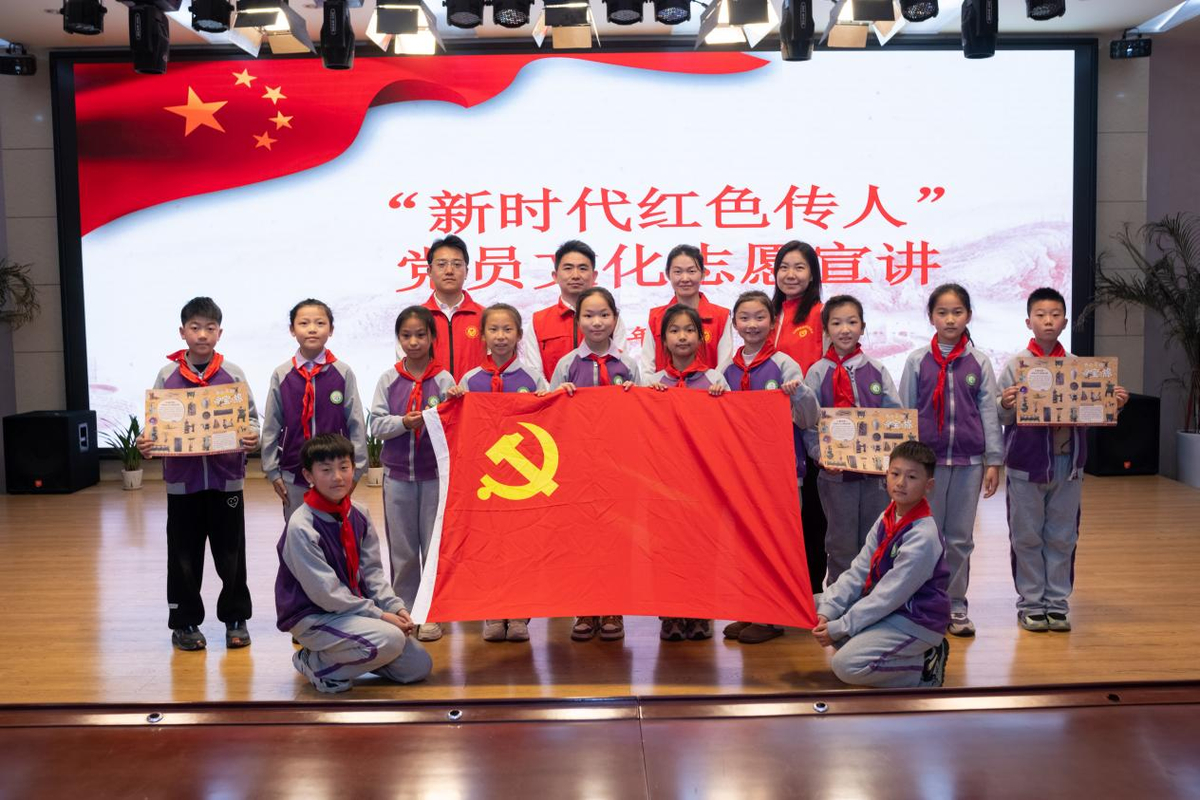 省委网信办组织开展“新时代红色传人” 党员文化志愿宣讲活动