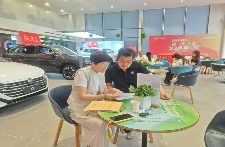 【e起护企 豫你同行】郑州二七区：走进企业开展涉企网络侵权举报宣传活动