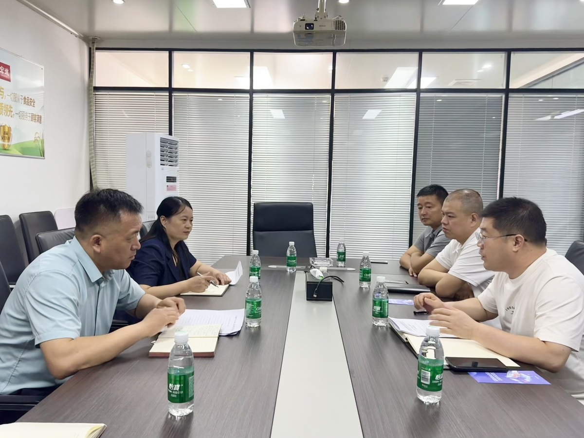 漯河市委网信办开展“e起护企·豫你同行”走访调研活动