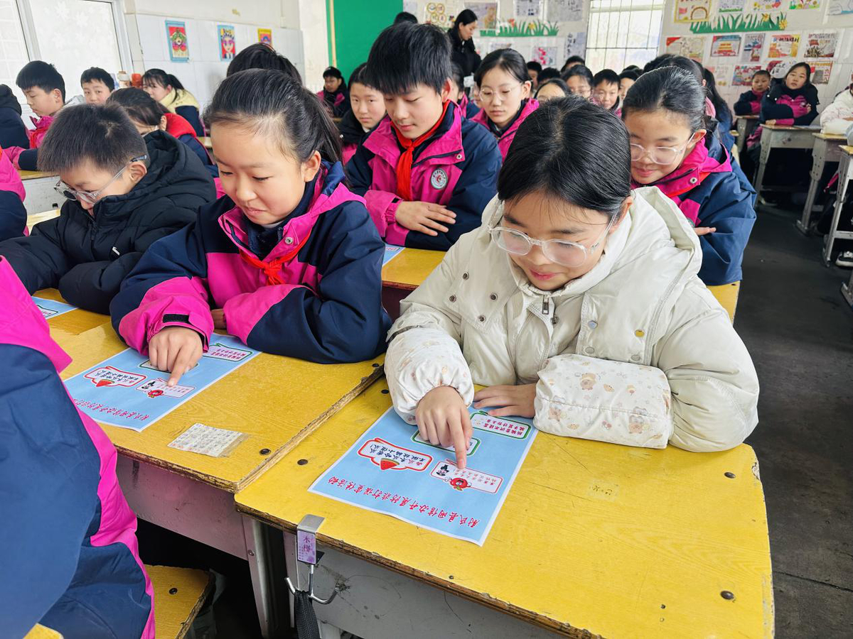 辟谣不打烊 e起过大年 ——开封市开展新春网络辟谣主题 宣传活动