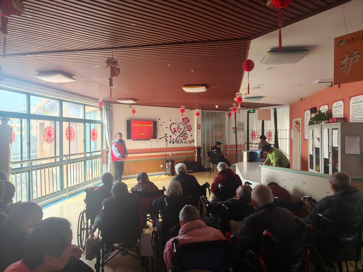 郑州上街区开展“暖情元宵节  辟谣反诈护平安”主题宣传活动