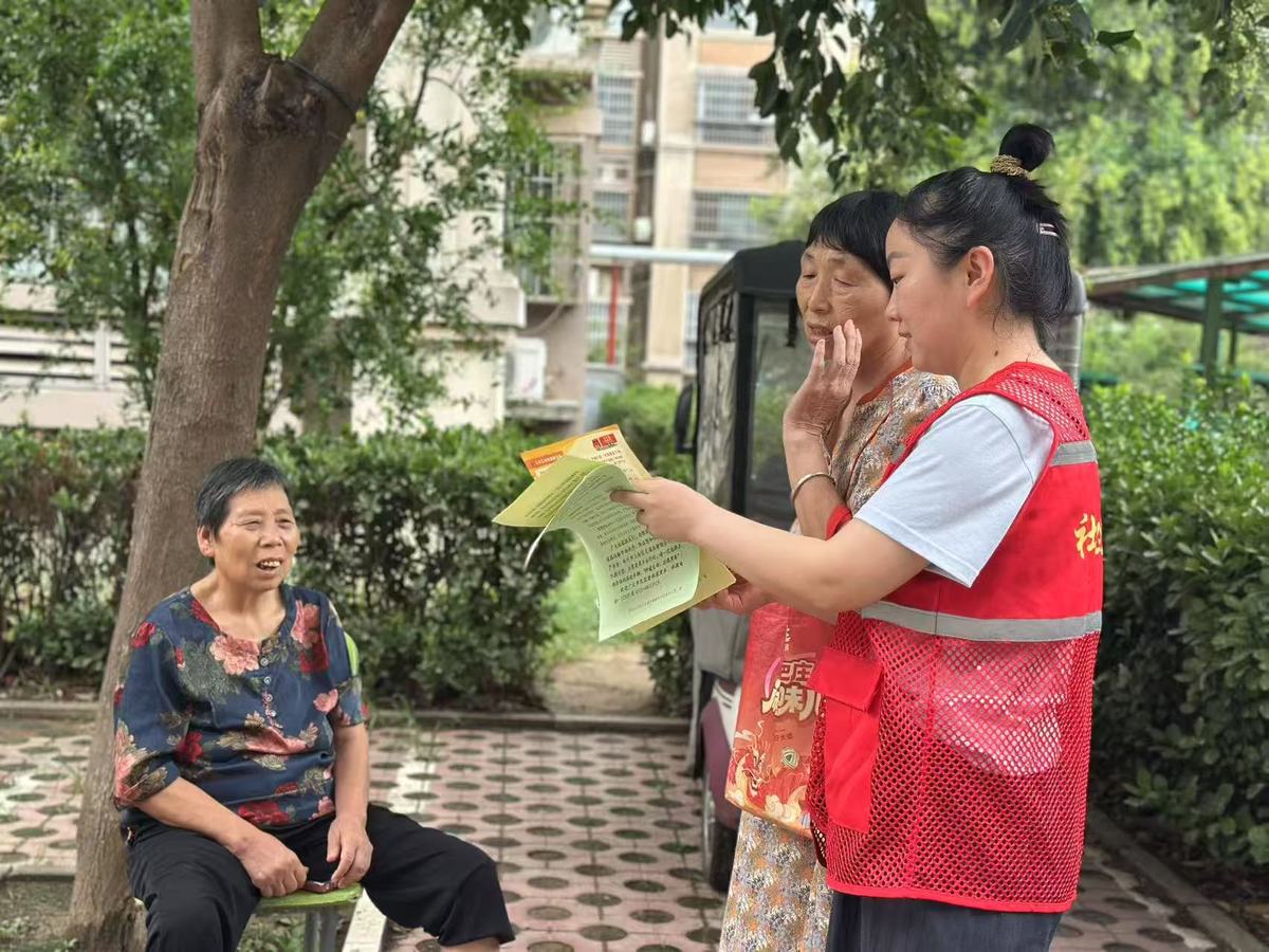 【e起辟谣 豫你同行】郑州上街区多元织密“防谣网”守护社区安全 