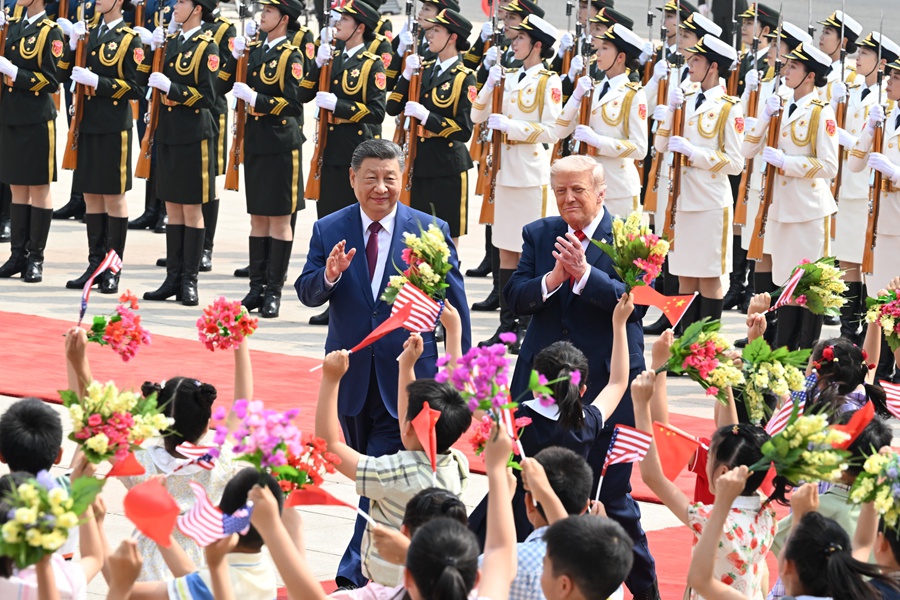 习近平同美国总统特朗普会谈