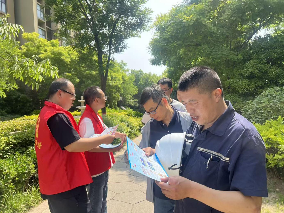 郑州新郑市开展“清朗护企”网络举报辟谣 主题宣传活动