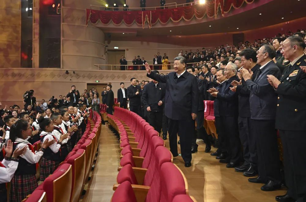 习近平总书记率中央代表团出席西藏自治区成立六十周年庆祝活动纪实‍‍