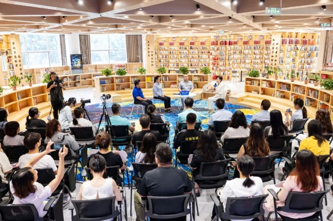 2024年“网聚正能量 ‘e’起向未来”河南职工好网民故事分享会启动